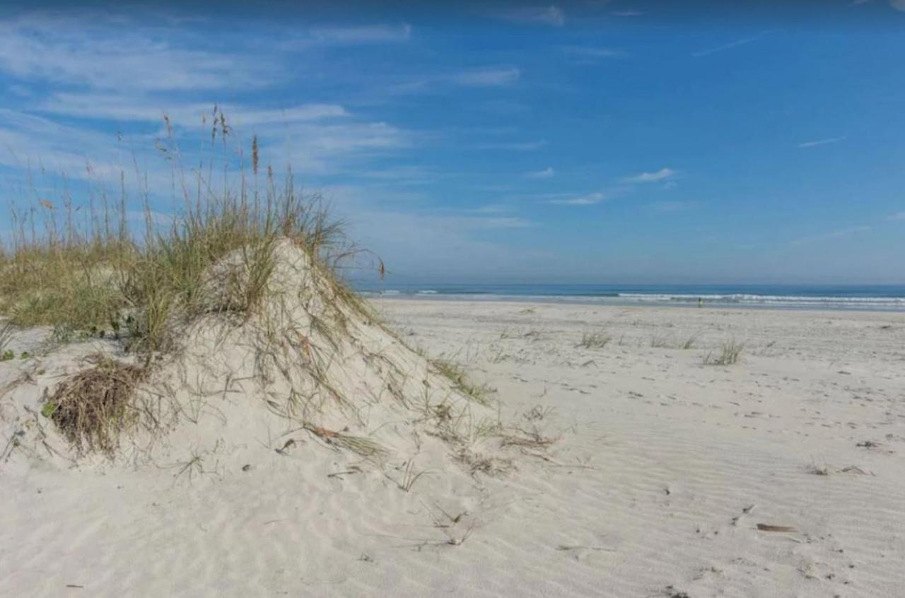 ホテル ハイビスカス オーシャンフロント リゾート St. Augustine Beach エクステリア 写真